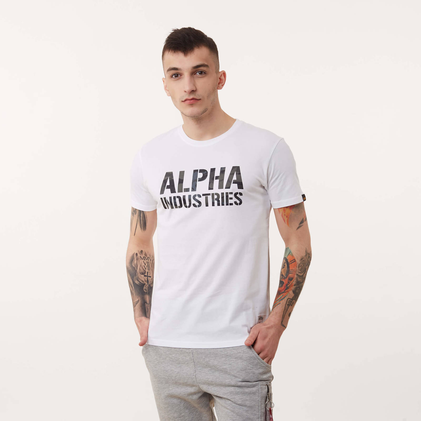 ALPHA INDUSTRIES CAMO PRINT Ellesse \\ \\ brands Men \\ \\ \\ #Recommended Industries Brands Men T-SHIRT T-shirts clothing Men\'s \\ Alpha BLACK/WHITE clothing | #Brands