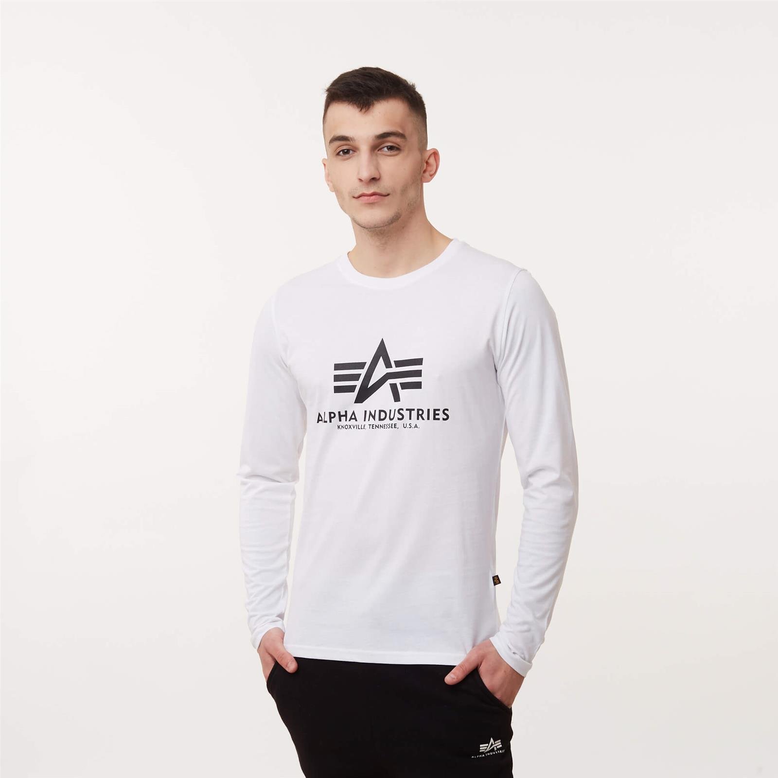Alpha Industries BASIC clothing \\ #Brands Industries Men Men | clothing \\ Men\'s Longsleeve Brands Ellesse T brands LONGSLEEVE \\ \\ WHITE \\ \\ Alpha #Recommended