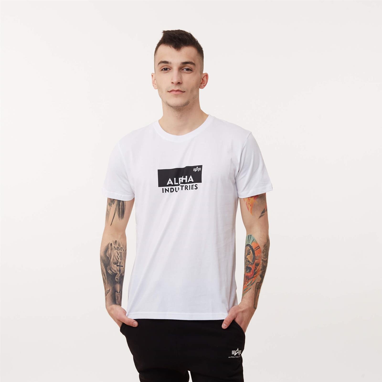 Alpha Industries LOGO WHITE Men's \ Men's clothing \ T-shirts Men's \ #Recommended clothing brands \ Ellesse Brands \ \ Alpha Industries