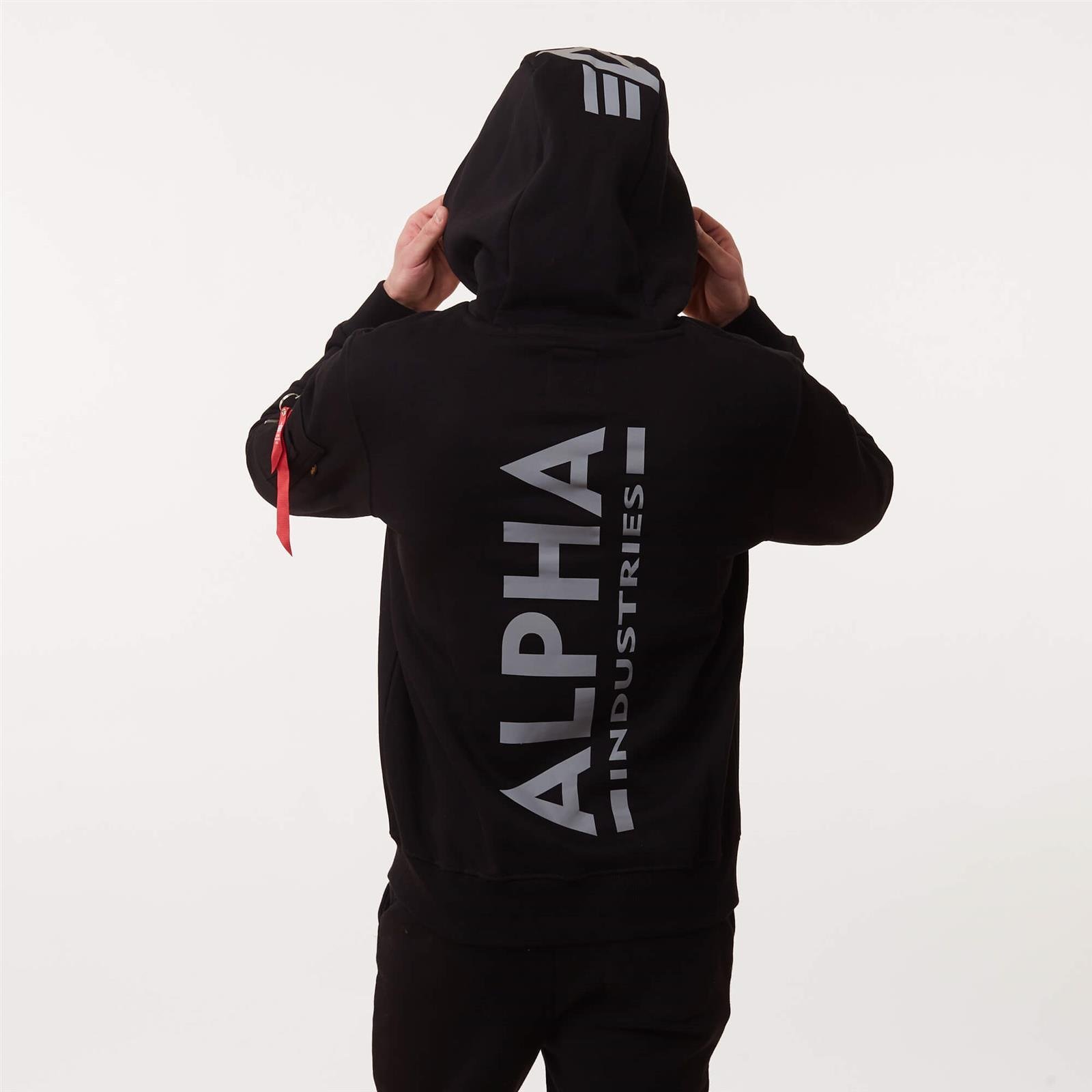 Alpha Industries Back Print Hoody Reflective Print BLACK | Men \\ Men\'s  clothing \\ Sweatshirts Brands \\ #Brands \\ Alpha Industries
