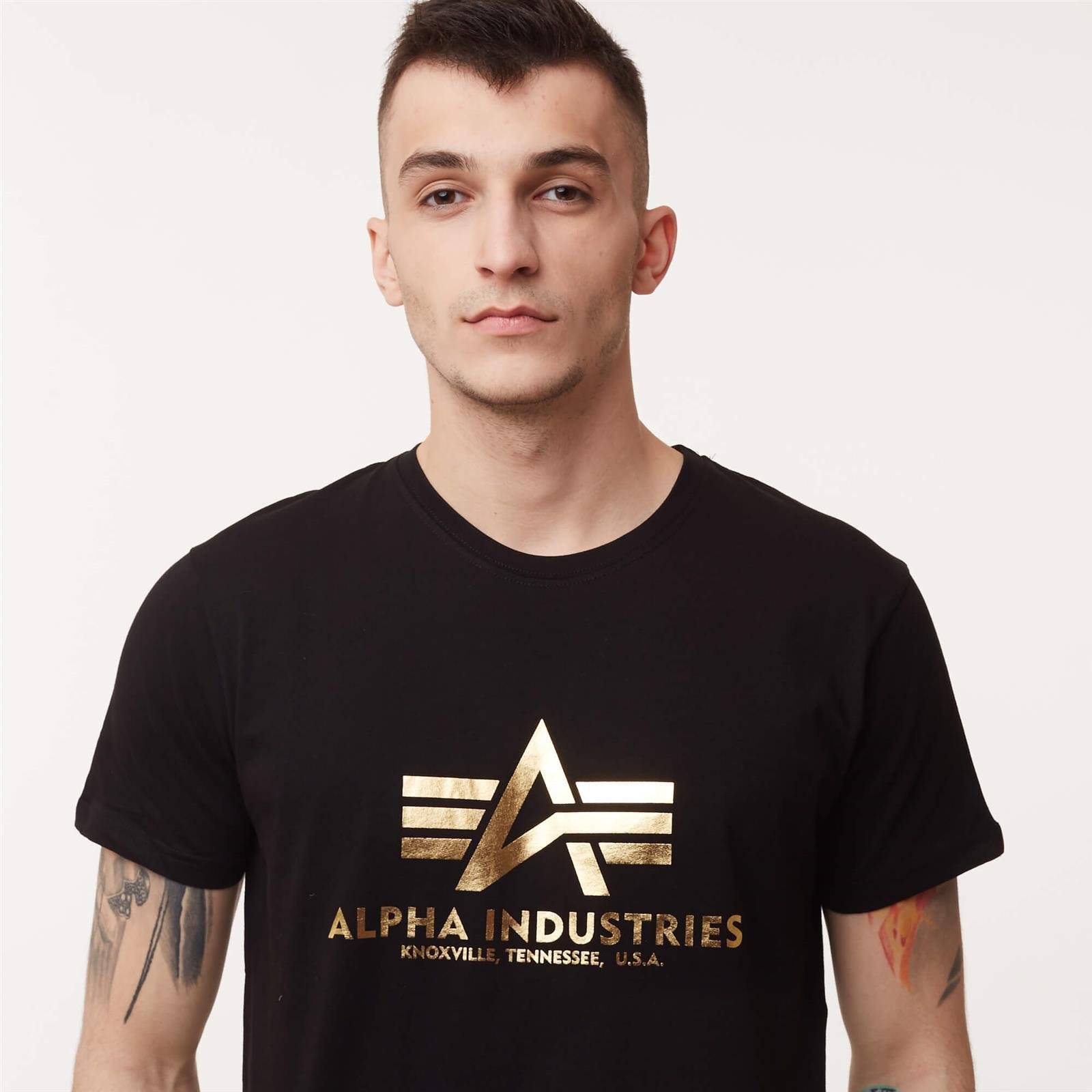 Alpha Industries Basic T-Shirt Foil Print Black/Gold Yellow | Men \ Men's  clothing \ T-shirts Brands \ #Brands \ Alpha Industries