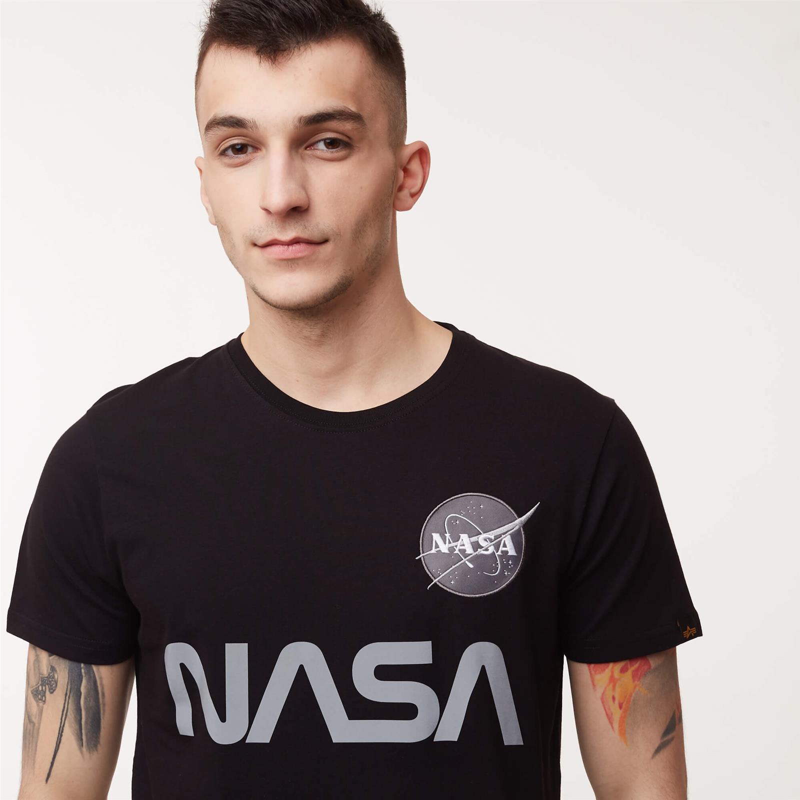 Alpha Industries NASA Reflective T Black | Men \\ Men\'s clothing \\ T-shirts  Men \\ #Recommended clothing brands \\ Ellesse Brands \\ #Brands \\ Alpha  Industries