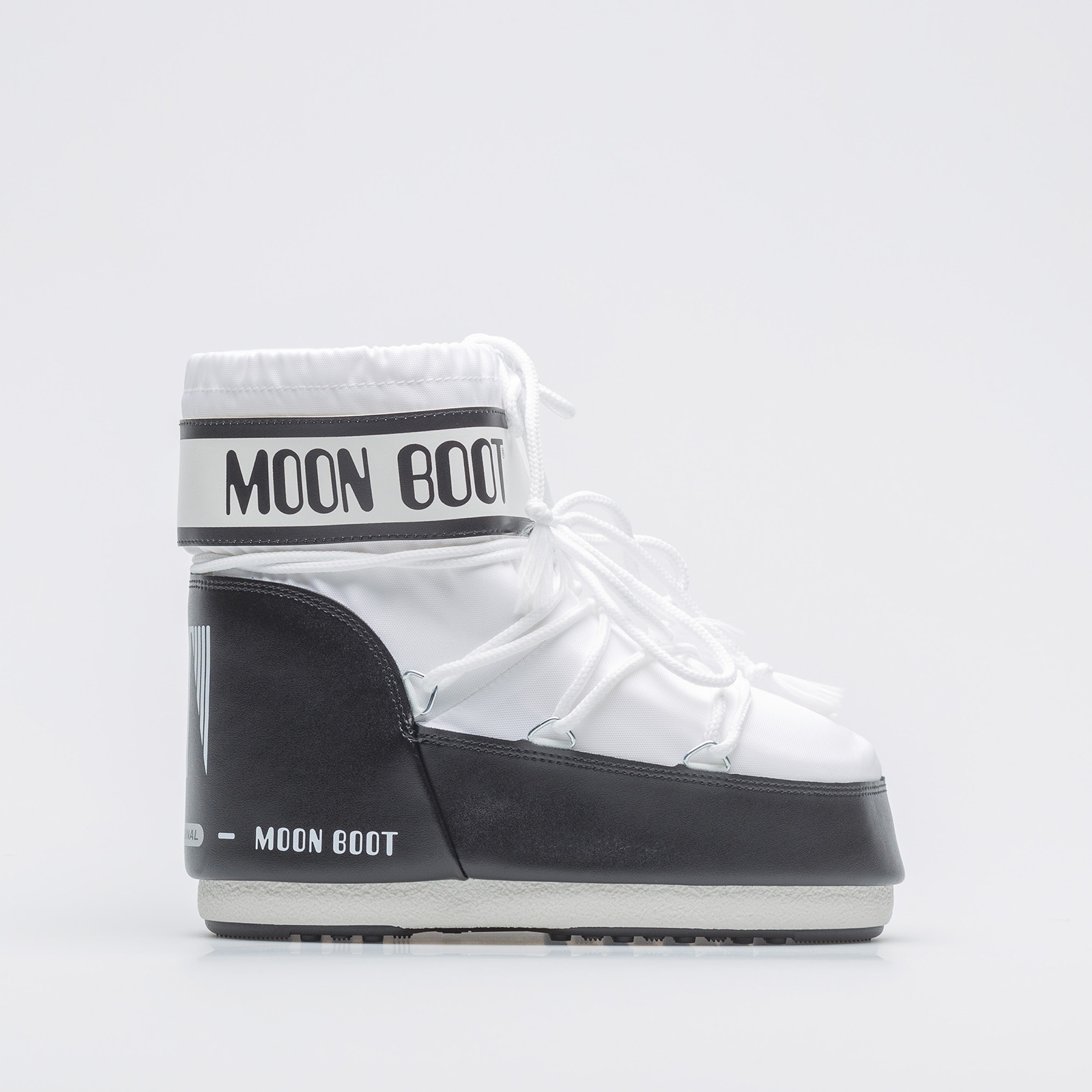 moon boot classic low 2 black