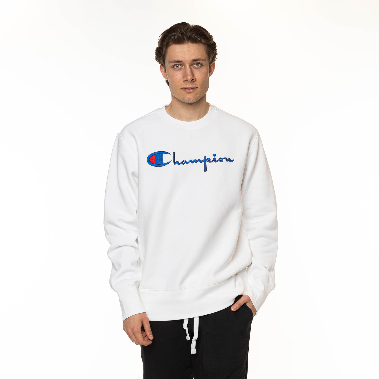 Door Leer aardolie Champion Reverse Weave EMBROIDERED SCRIPT LOGO Sweatshirt WHITE | Men's \  Men's clothing \ Sweatshirts Brands \ #Brands \ Champion