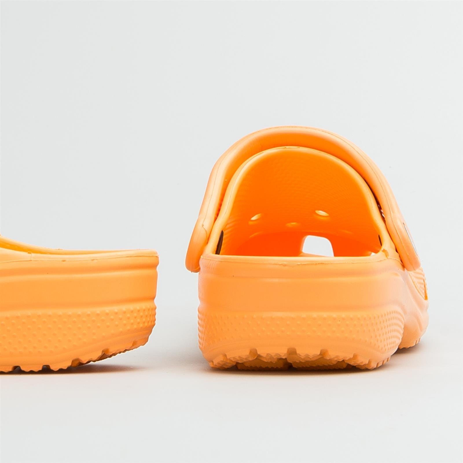 Crocs Classic Clog Cantaloupe | Women's \ Women's footwear \ Flip-flops ...