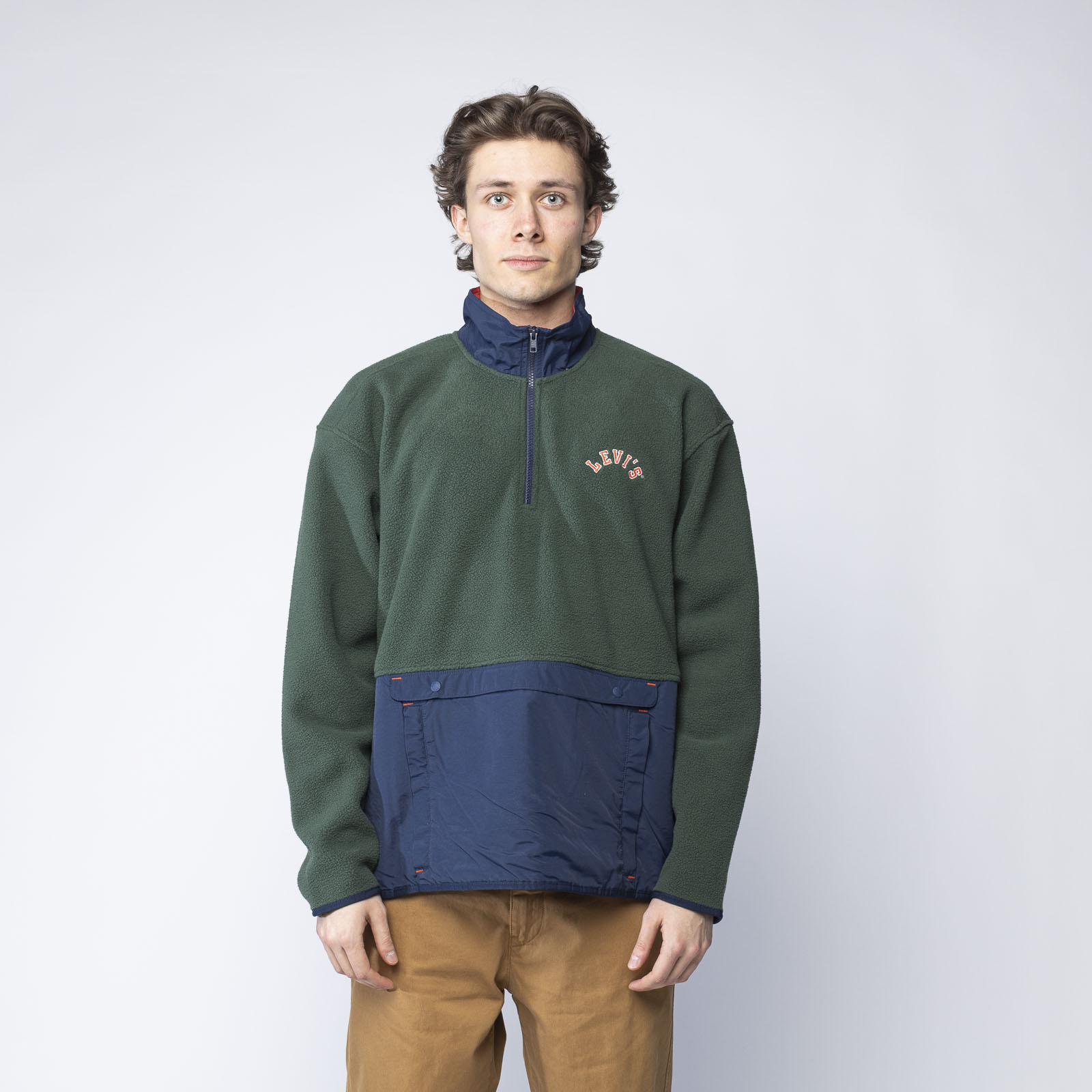 levi half zip sweatshirt