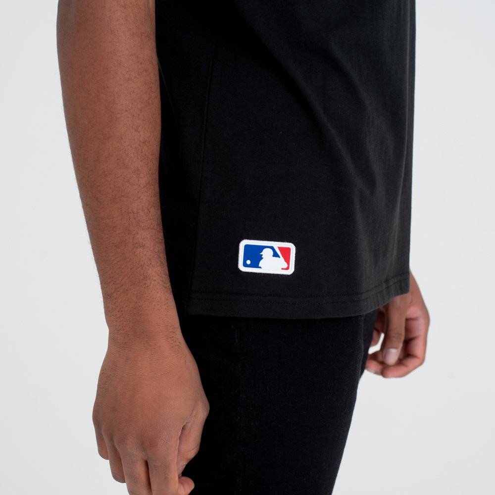 New Era Big Logo Oversized New York Yankees Men's T-Shirt Black