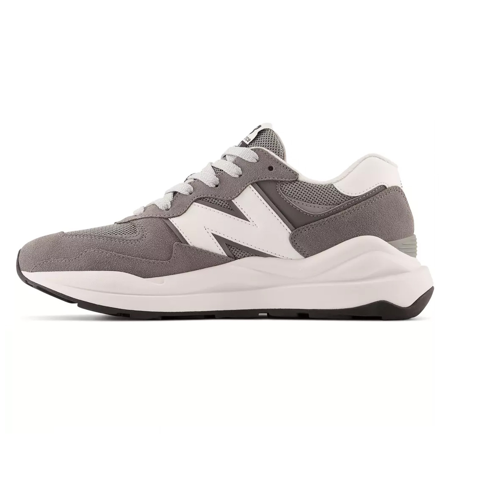 New Balance M5740VPB