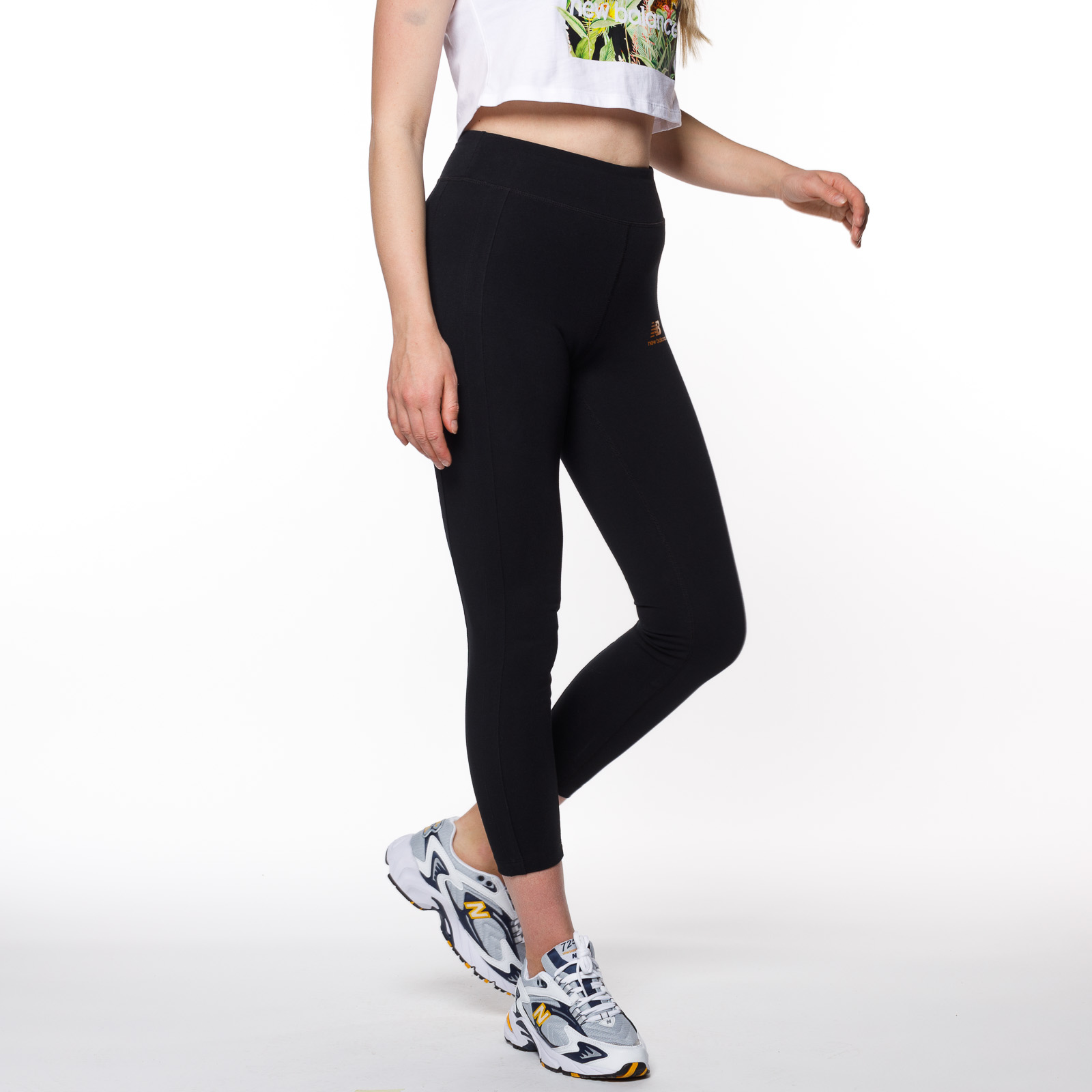 New Balance Relentless leggings in black with contrast waistband -  exclusive to ASOS | ASOS