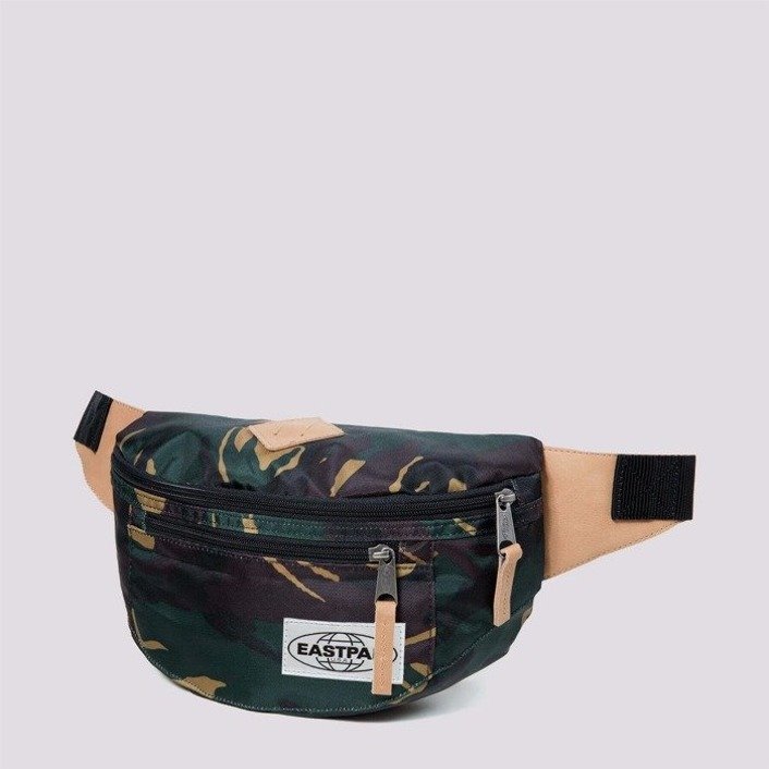 Eastpak HIP PACK AUTHENTIC INTO THE OUT BUNDEL CAMO