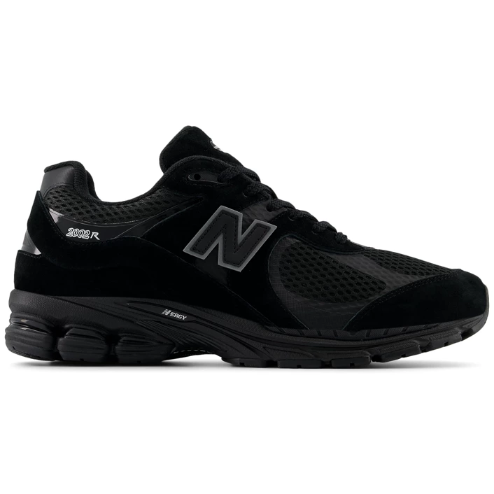 New Balance M2002WB