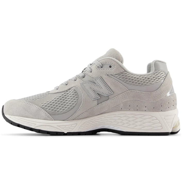 New Balance M2002WD