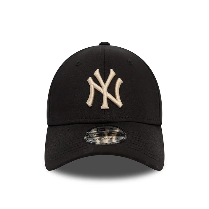 New Era New York Yankees League Essential Black 39THIRTY Stretch Fit Cap