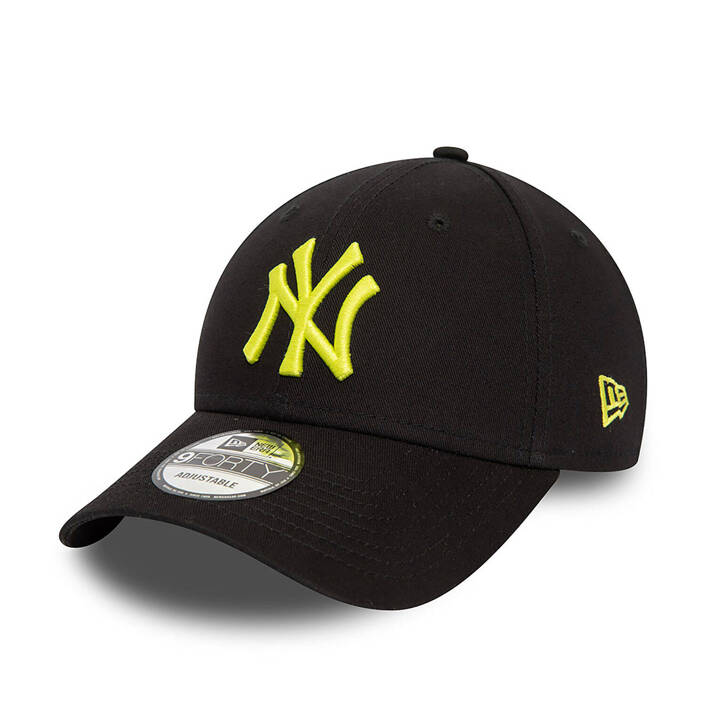 New Era New York Yankees League Essential Black 9FORTY Adjustable Cap