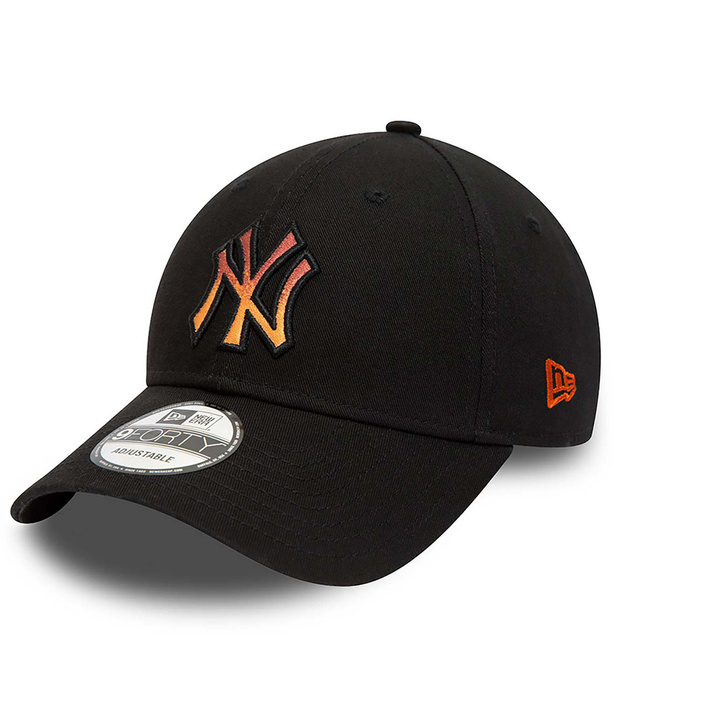 New York Yankees Gradient Infill Black 9FORTY Adjustable Cap