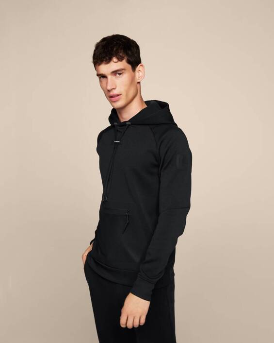 On Running HOODIE Black 1ME11450553