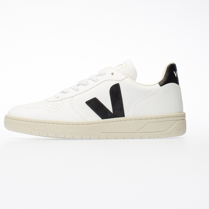 Veja V-10 CWL White/Black