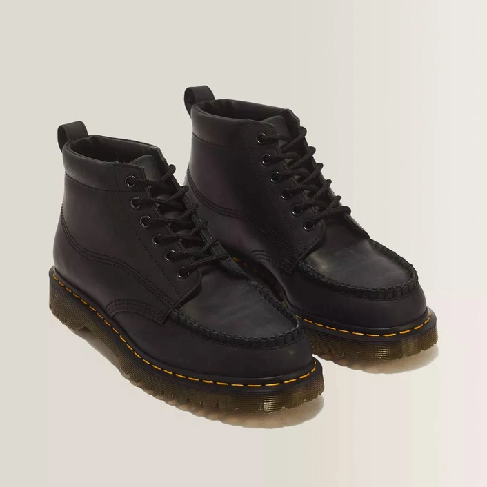 Dr. Martens Chukka Boots Lowell Crazy Horse Black 43680001
