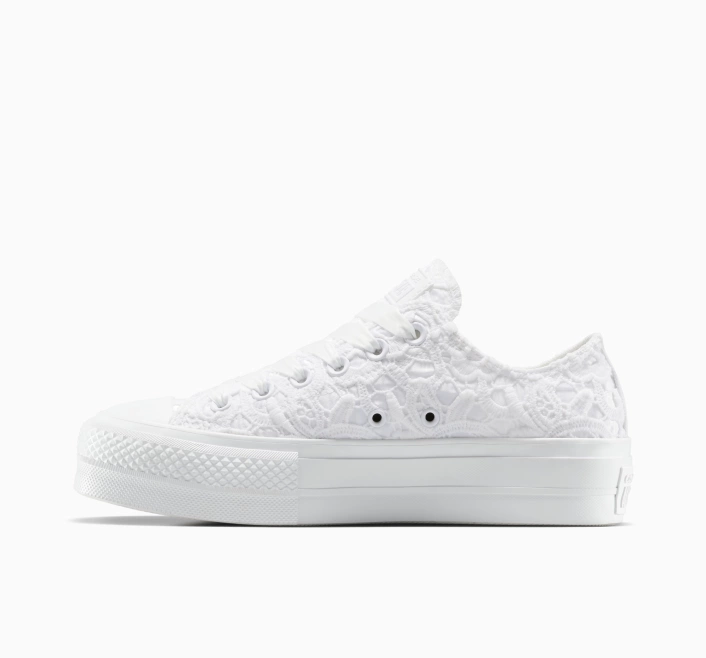 Converse Chuck Taylor All Star Lift Platform Lace A15005C
