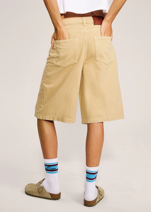 Coalition CLTN BADI Women's Bermuda Shorts – beige