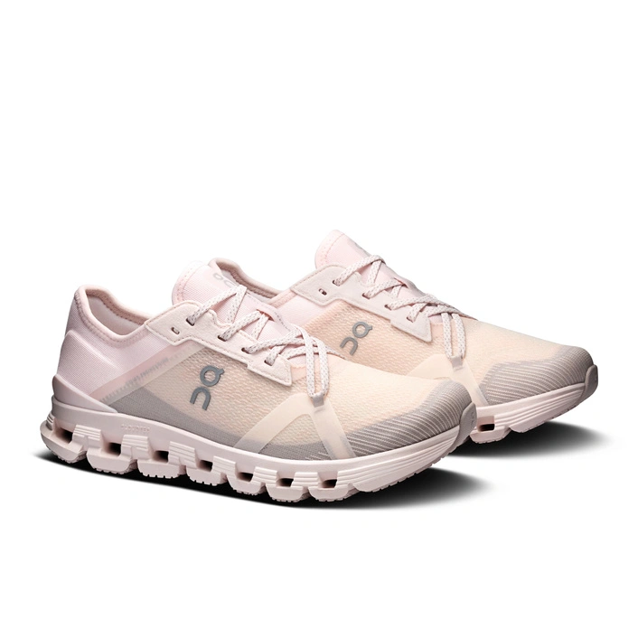 On CLOUD X 4 AD Salt-Lily 3WF10174755