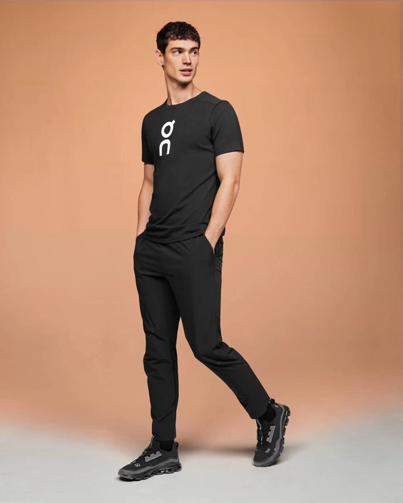 On Running GRAPHIC-T Black-white 1ME11590299