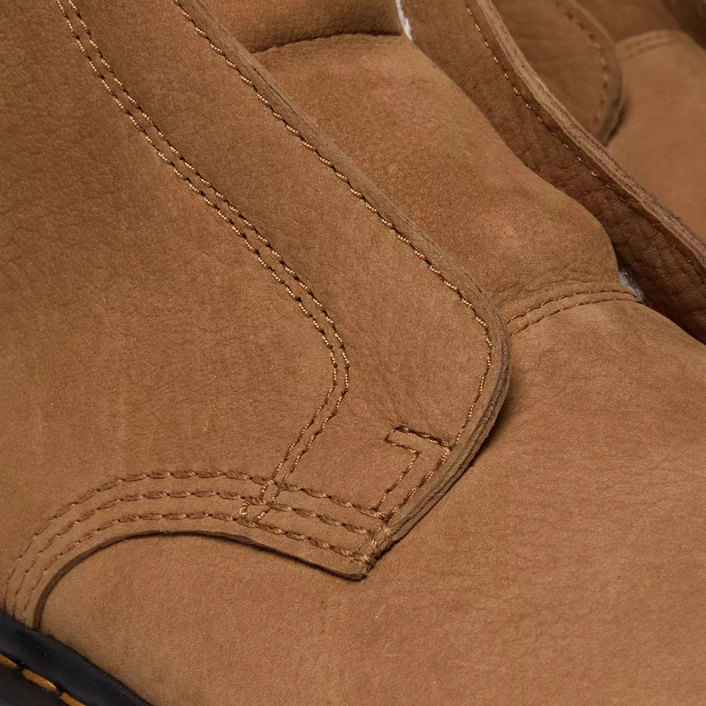 Dr. Martens Slip-On Winter Boots Zebzag Laceless Warm-Lined Nubuck Light Brown 42019200