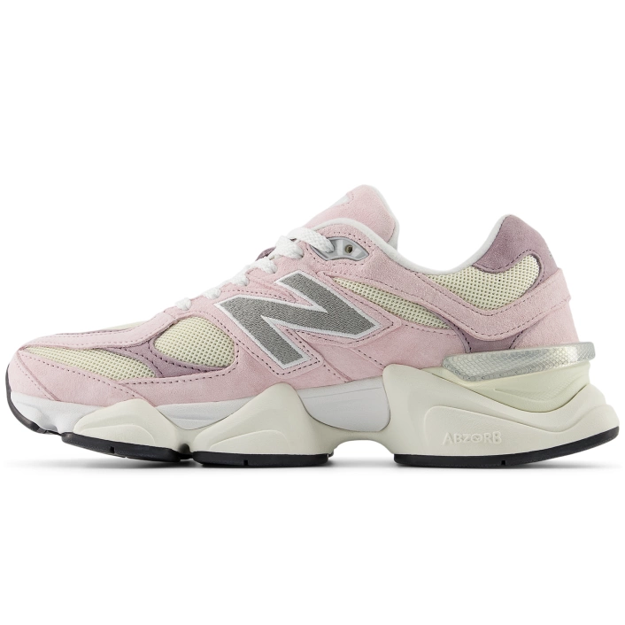 New Balance Pink Sneakers 9060 U9060LBC