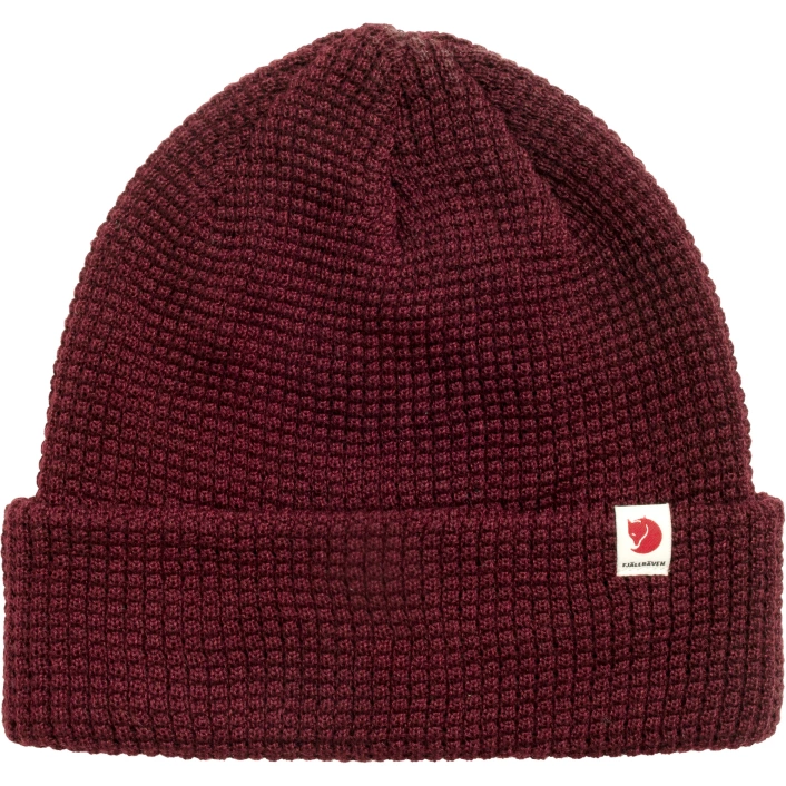 Fjallraven Tab Hat Dark Garnet – Lightweight and comfortable beanie