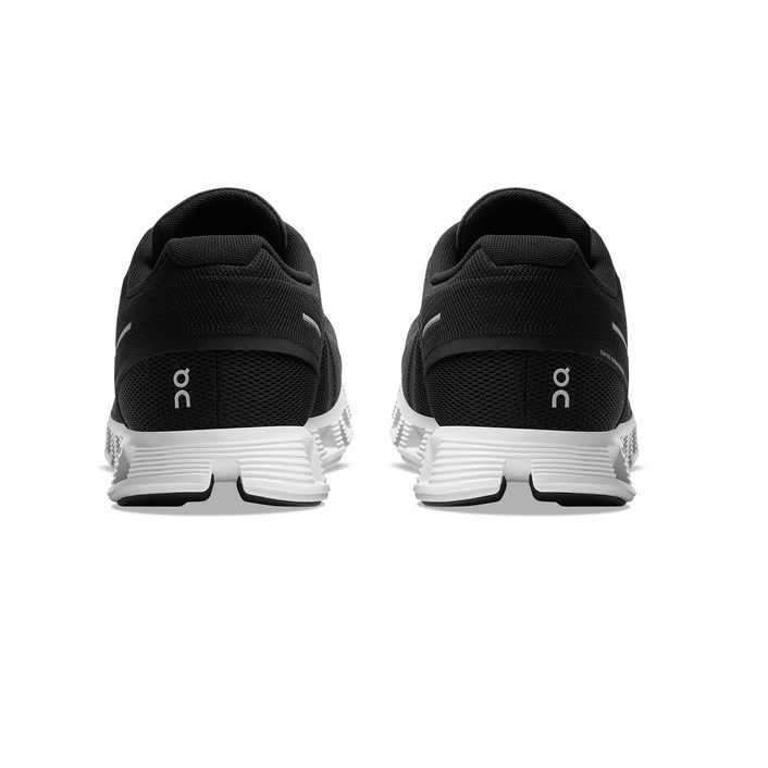 On CLOUD 5 Black-white 5998919