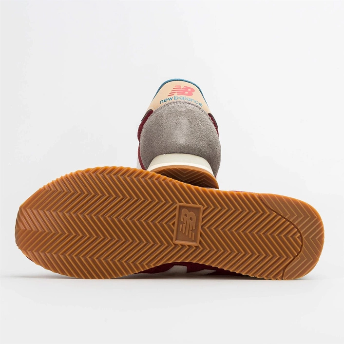 New Balance UL720YC