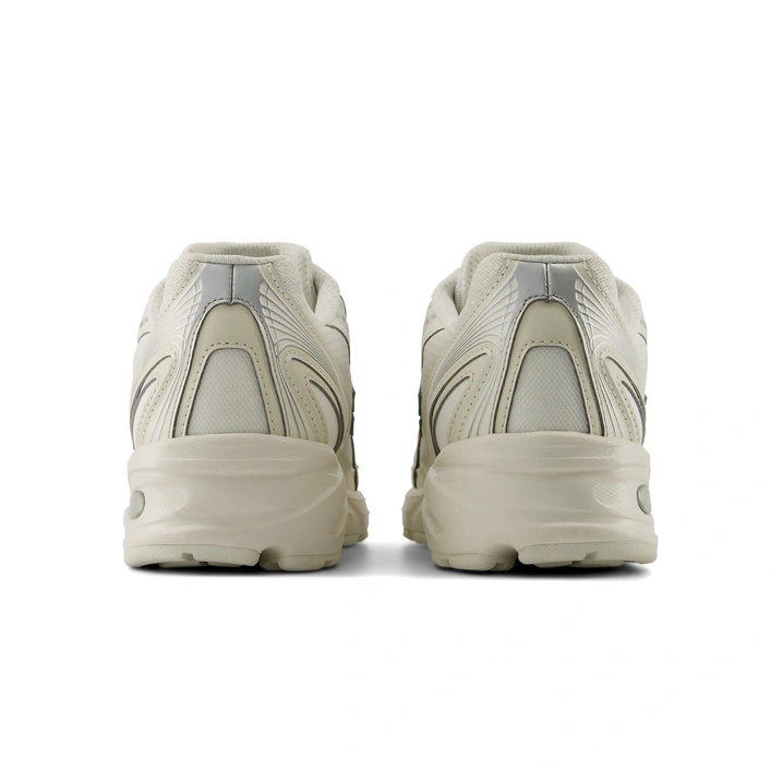 New Balance 740 U74071J Beige Sneakers