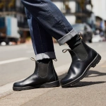 Blundstone 2414 Glossy Black Chelsea Boots BLACK BRUSH OFF