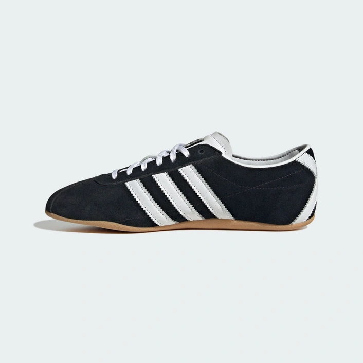 adidas Tokyo (W) Core Black / Cloud White / Gum JI0183