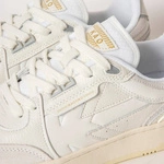 KAOTIKO BOSTON PIPING WOMAN