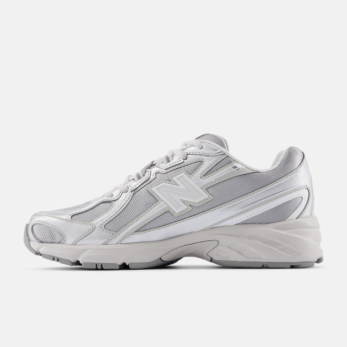 New Balance Sneakers 740 U7405I7