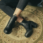 Blundstone 2365 Leather Heeled Ankle Boots 3"