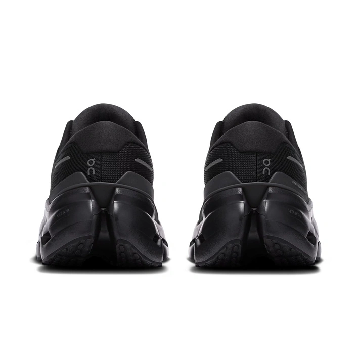 On CLOUDRUNNER 3 Black-Black 3MG10071043