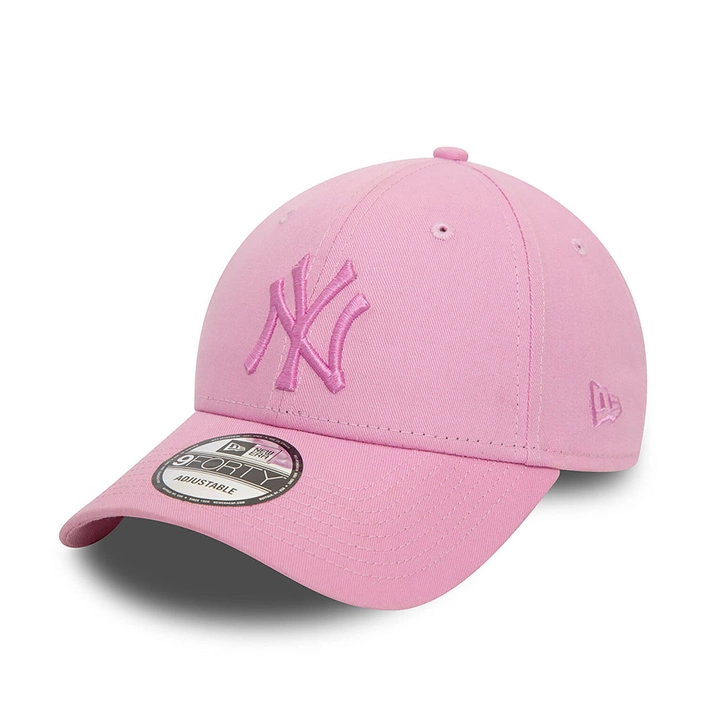 New Era New York Yankees League Essential Pink 9FORTY Adjustable Cap