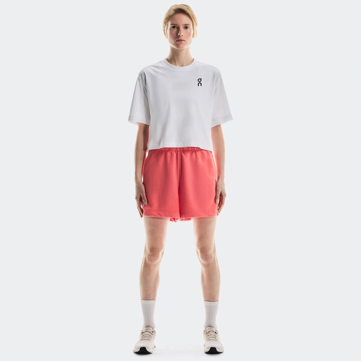 On Women's T-shirt Club Boxy-T White 1WF11120069