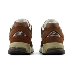 New Balance Buty Sneakersy Brązowe 2002 M2002RFF