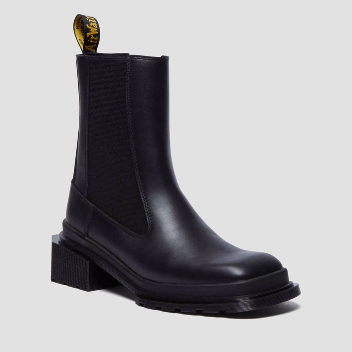 Dr. Martens women's Chelsea boots Maybole square-toe black 32069001