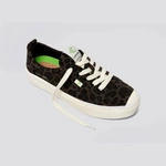 Cariuma W Oca Low Suede Black Jaguar Print 